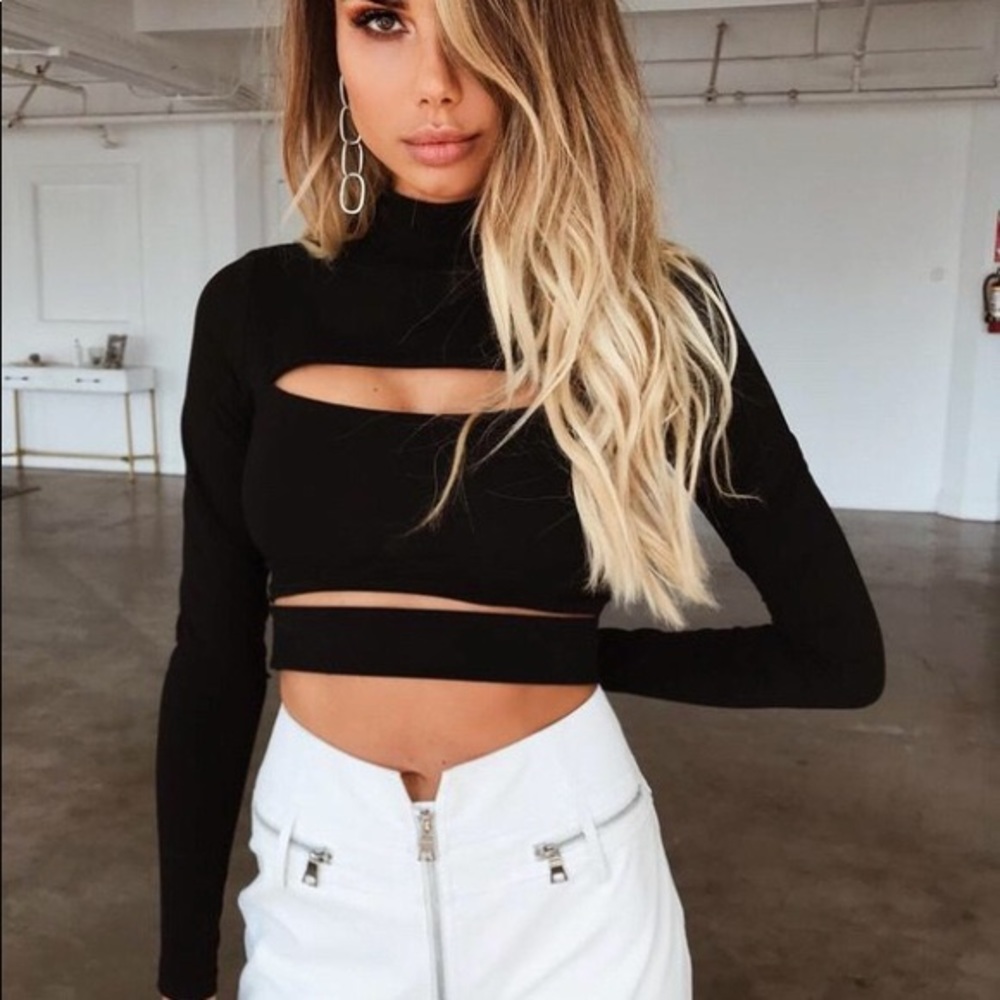 Black cropped long sleeve top